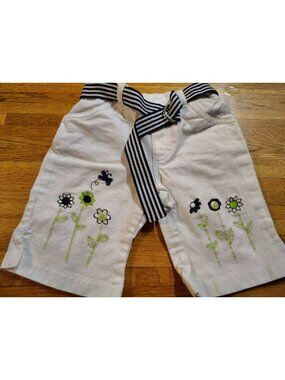 Vintage white denim cotton pants belt and embroidered flowers pockets baby girl